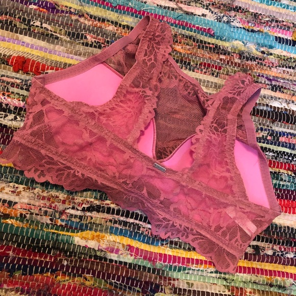 PINK lace bra - Picture 2 of 3